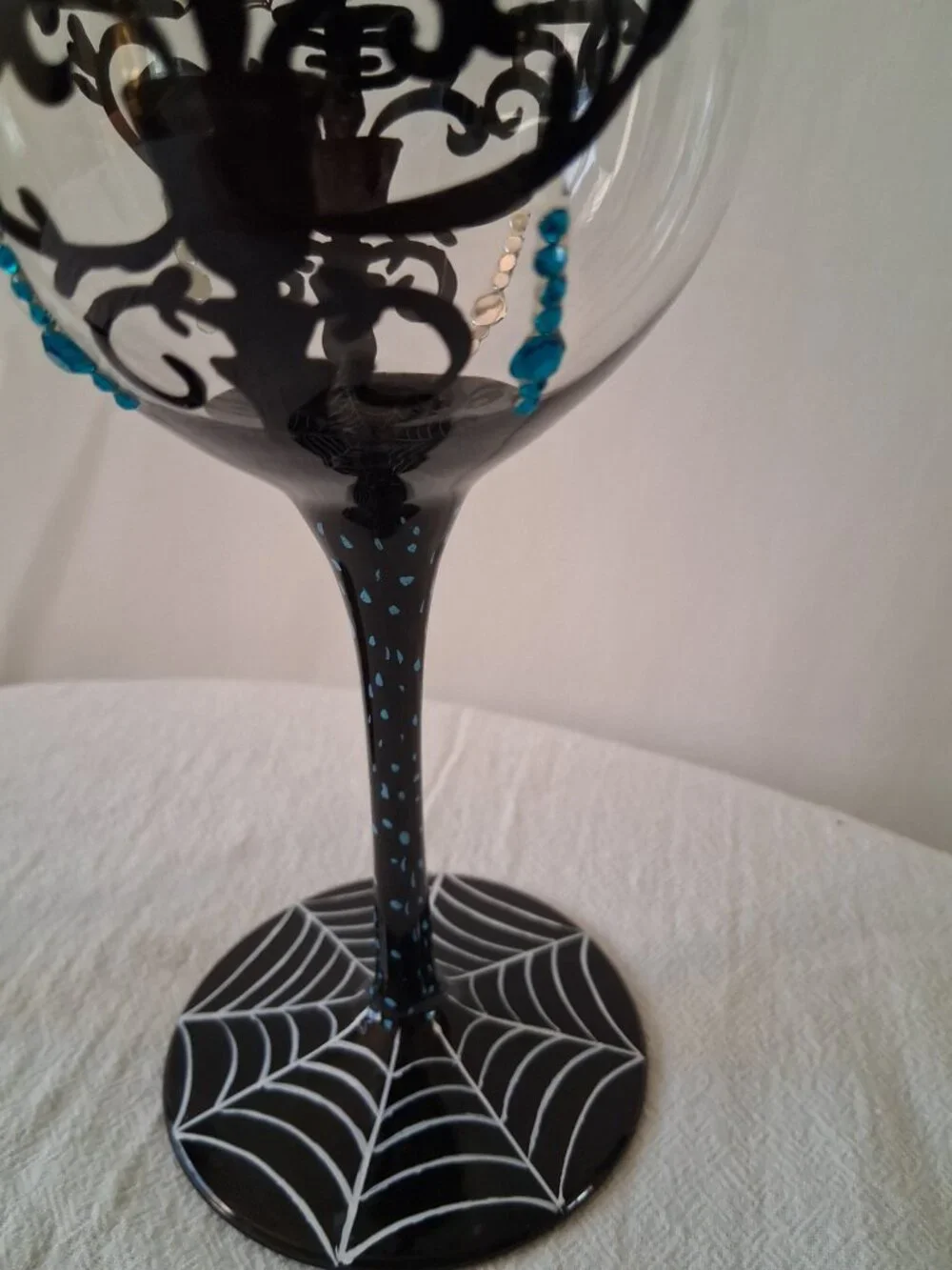 Halloween wine glasses